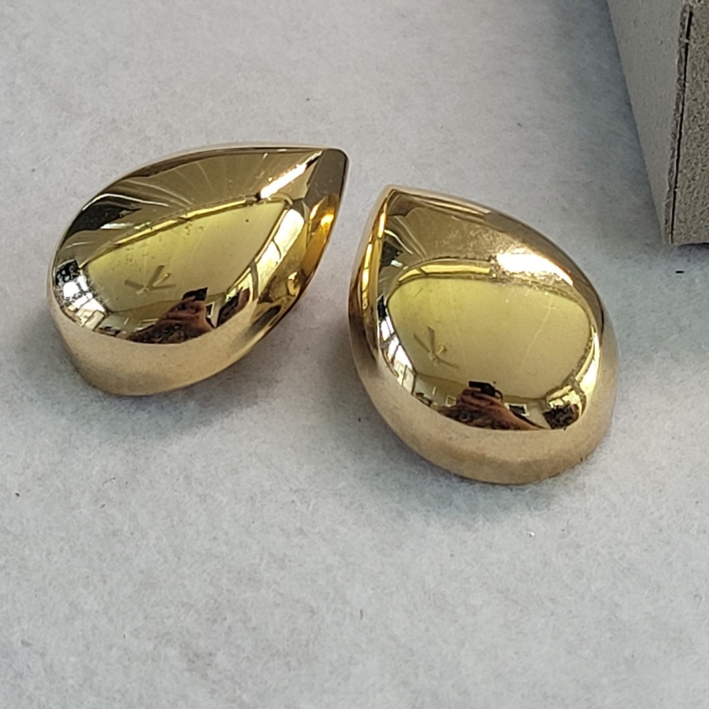 Vintage Modernist Puffy Dome Teardrop Earrings Chunky Bold Gold Tone Minimalist